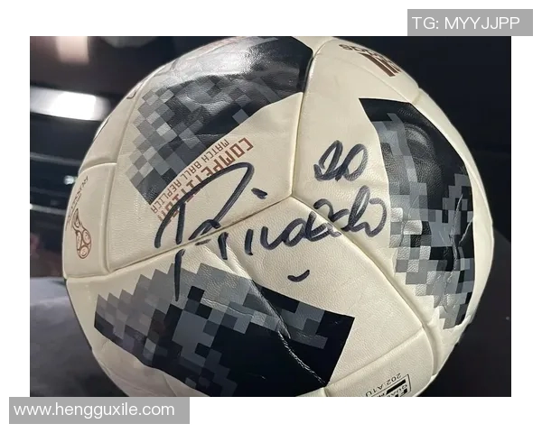 足球明星海报杂志图片欣赏与收藏指南揭开球场背后的故事与魅力